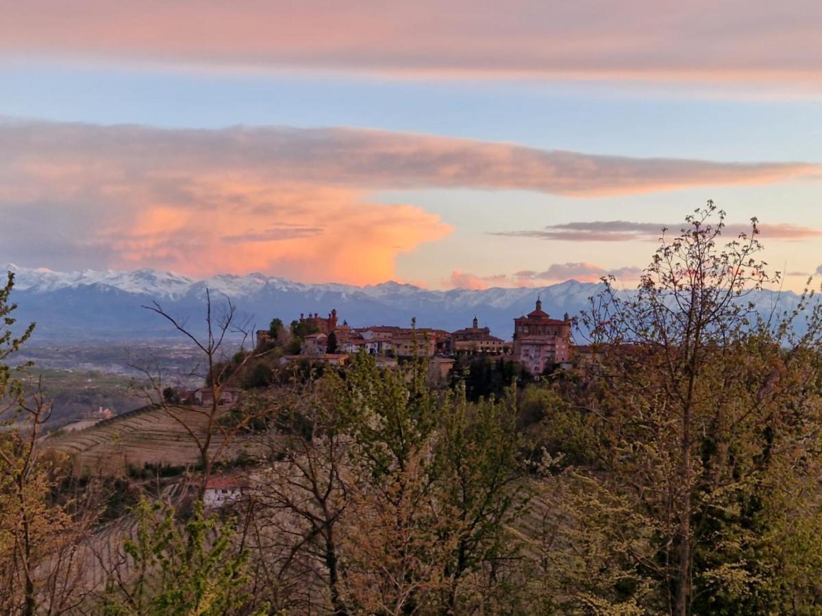 Mister Barolo Apartments Langhe Novello Luaran gambar